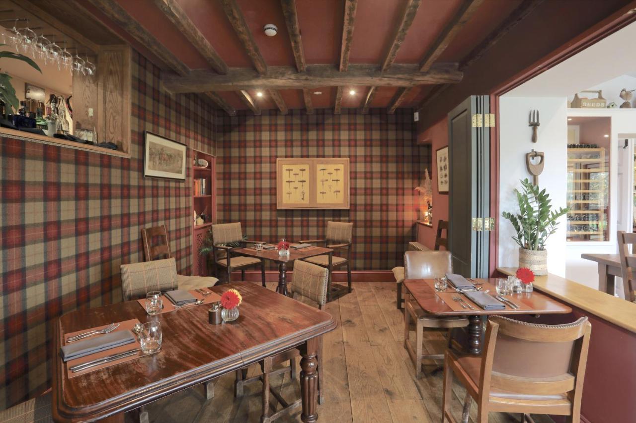 The Feathered Nest Inn Westcote Bagian luar foto