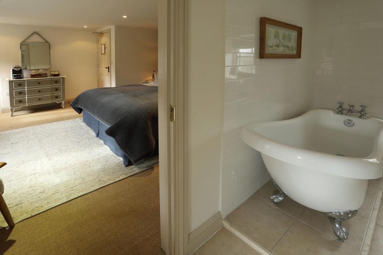 The Feathered Nest Inn Westcote Bagian luar foto